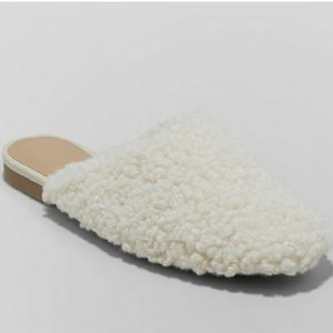 WOMEN'S ROUND TOE SHERPA BACKLESS SLIDES MULES